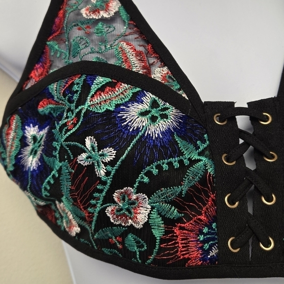 WOW Couture Floral Embroidered 2 piece bikini set Black M - Picture 5 of 14